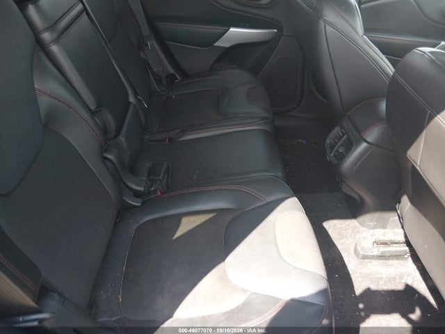 2018 Jeep Cherokee Trailhawk 4x4 მანქანა იყიდება აუქციონზე, vin: 1C4PJMBX2JD500717, აუქციონის ნომერი: 46077070