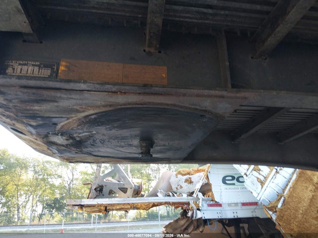 2015 Utility Trailer Mfg Flatbed მანქანა იყიდება აუქციონზე, vin: 1UYFS2485FA147919, აუქციონის ნომერი: 46077094