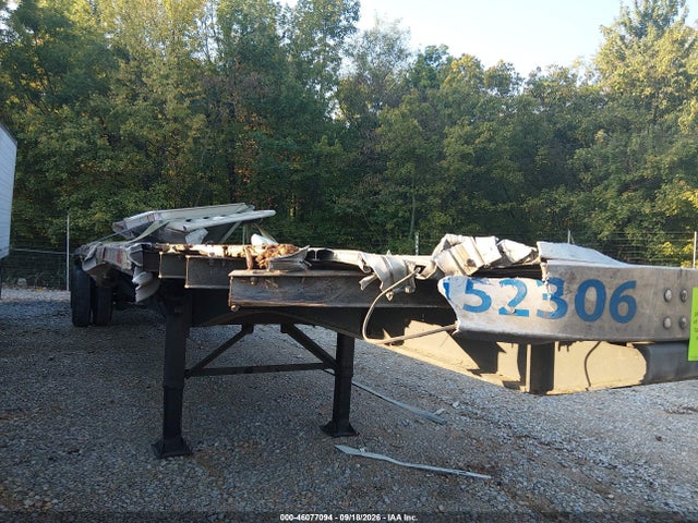 2015 Utility Trailer Mfg Flatbed მანქანა იყიდება აუქციონზე, vin: 1UYFS2485FA147919, აუქციონის ნომერი: 46077094