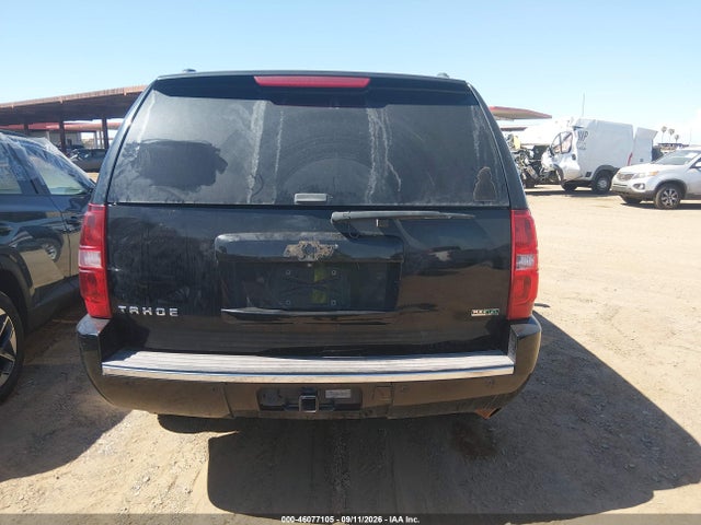 2011 Chevrolet Tahoe Ltz მანქანა იყიდება აუქციონზე, vin: 1GNSKCE06BR137527, აუქციონის ნომერი: 46077105