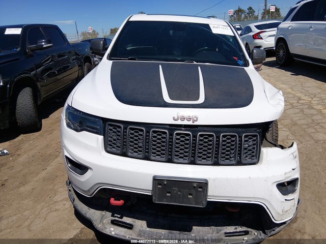 1C4RJFLG2JC427230 Jeep Grand Cherokee Trailhawk 4x4