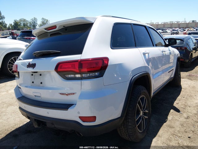 1C4RJFLG2JC427230 Jeep Grand Cherokee Trailhawk 4x4