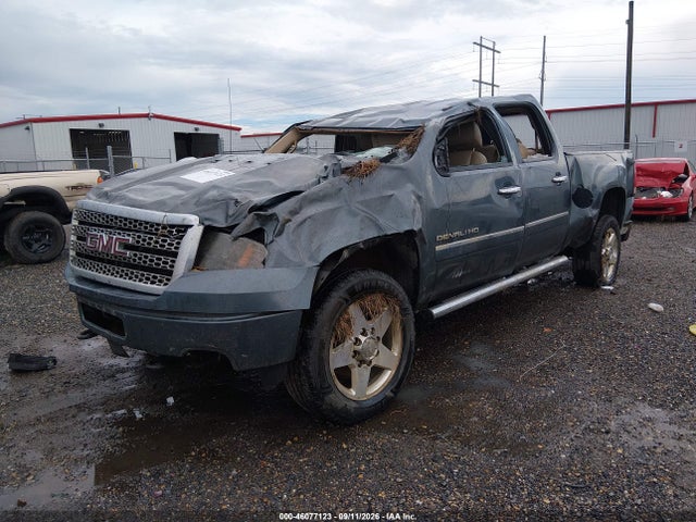 46077123 :رقم المزاد ، 1GT115C88BF212581 vin ، 2011 Gmc Sierra 2500hd Denali مزاد بيع