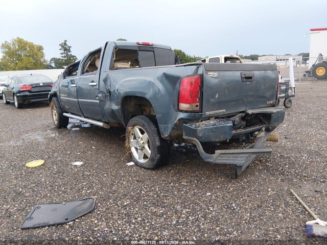 46077123 :رقم المزاد ، 1GT115C88BF212581 vin ، 2011 Gmc Sierra 2500hd Denali مزاد بيع
