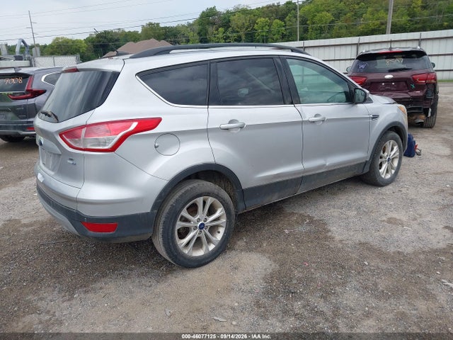 1FMCU9GX8GUB50610 Ford ESCAPE SE