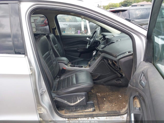 1FMCU9GX8GUB50610 Ford ESCAPE SE