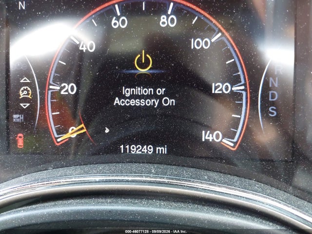 2015 Jeep Grand Cherokee Limited მანქანა იყიდება აუქციონზე, vin: 1C4RJFBG1FC604827, აუქციონის ნომერი: 46077128