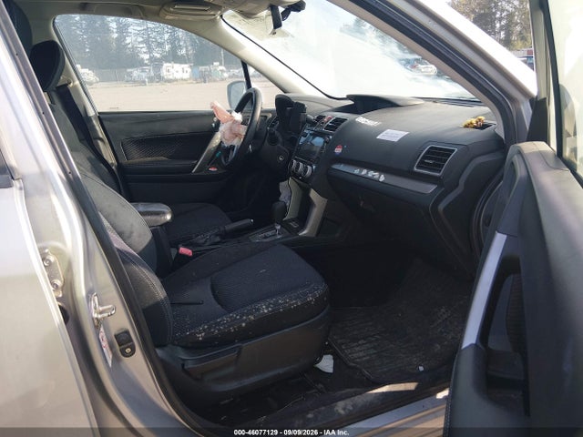 JF2SJAGC0HH571675 Subaru Forester 2.5i Premium