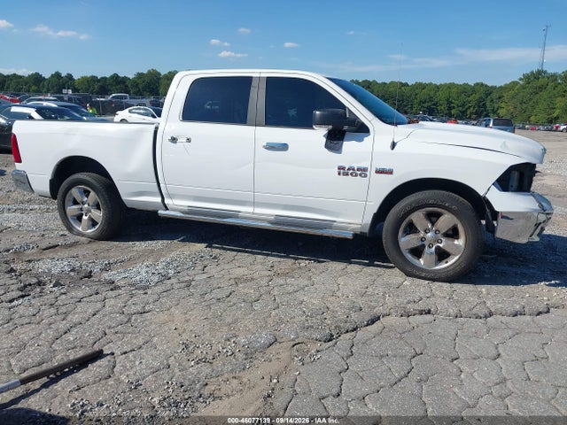 46077139 :رقم المزاد ، 1C6RR6TT2JS119039 vin ، 2018 Ram 1500 Big Horn  4x2 6'4 Box مزاد بيع
