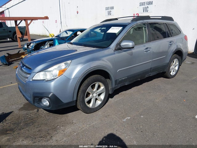 Subaru Outback 2.5i Premium 2014 4S4BRBDC3E3257833 Image 2