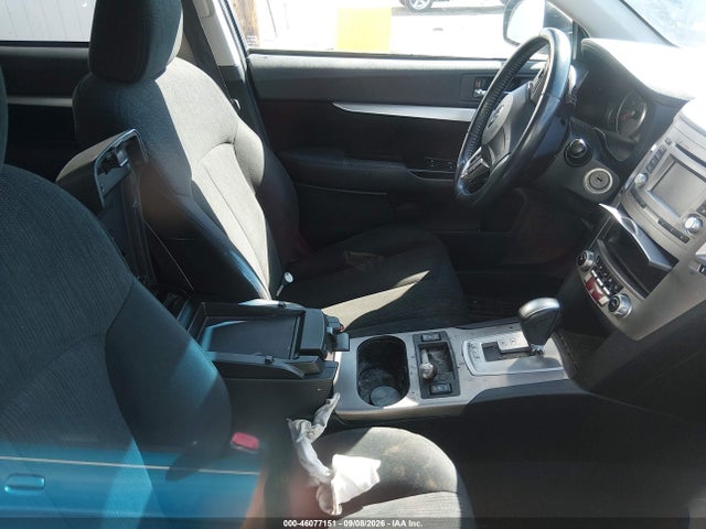 4S4BRBDC3E3257833 Subaru Outback 2.5i Premium