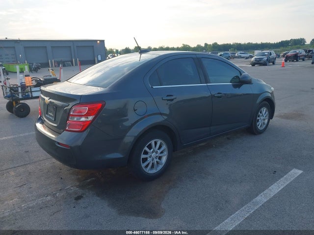 Chevrolet Sonic Lt Auto 2017 1G1JD5SH4H4125198 Image 4