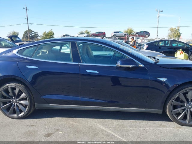 5YJSA1H19EFP49901 Tesla Model S P85