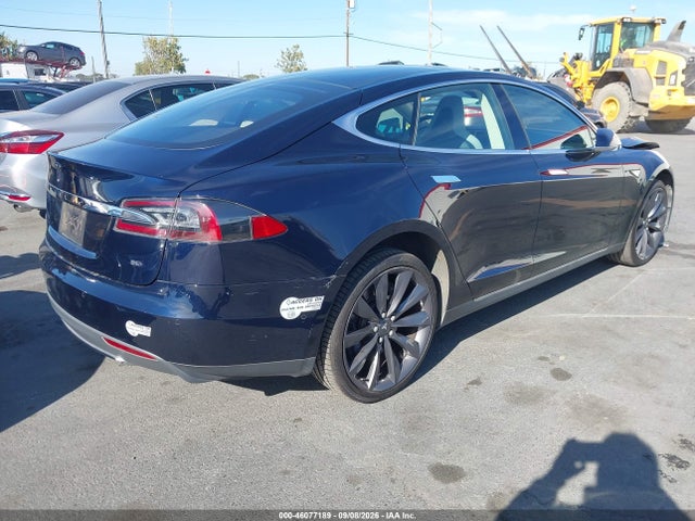 5YJSA1H19EFP49901 Tesla Model S P85