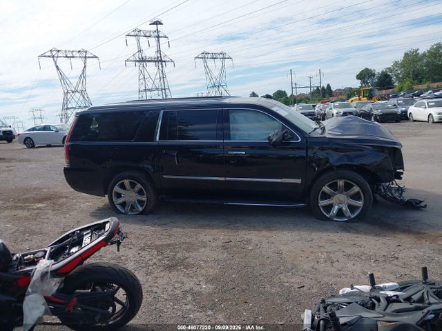 Продаж на аукціоні авто 2019 Cadillac Escalade Esv Luxury, vin: 1GYS4HKJ4KR112858, номер лоту: 46077230