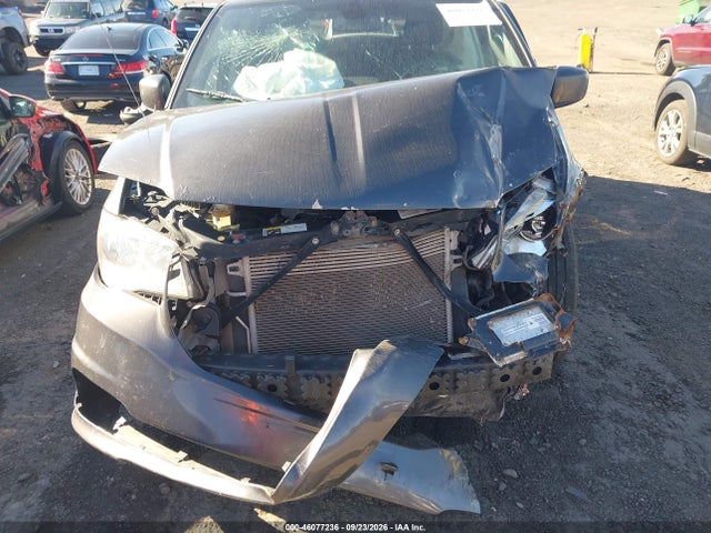 46077236 :رقم المزاد ، 2C4RDGCG5KR620509 vin ، 2019 Dodge Grand Caravan Sxt مزاد بيع