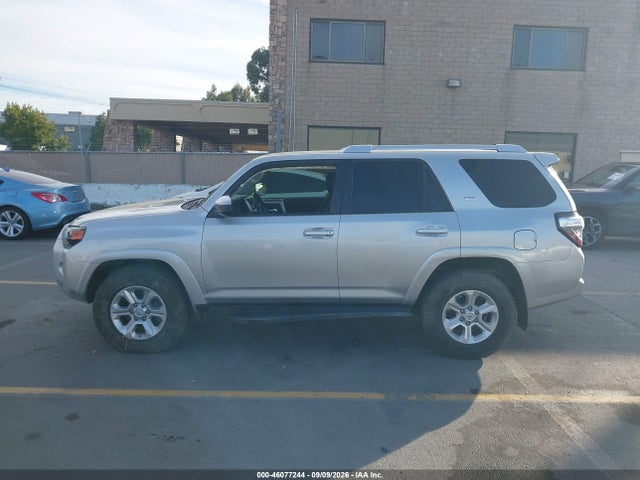 Toyota 4RUNNER SR5 2016 JTEZU5JR4G5120530 Image 14