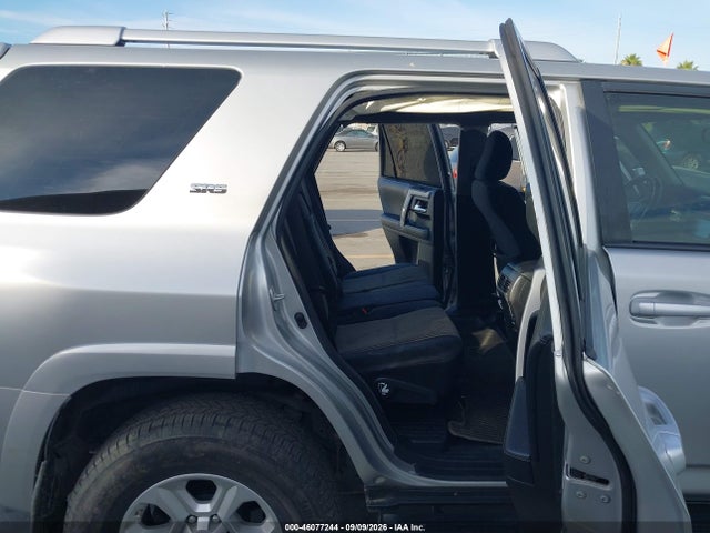 Toyota 4RUNNER SR5 2016 JTEZU5JR4G5120530 Image 8