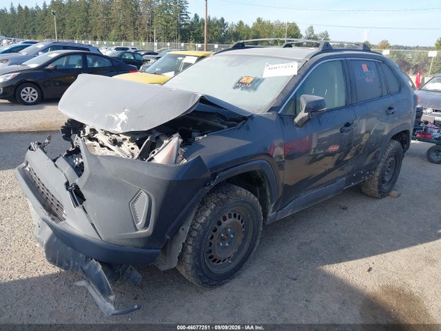JTMG1RFV6KJ003839 Toyota RAV4 LE