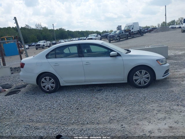 46077261 :رقم المزاد ، 3VW2B7AJ4HM286721 vin ، 2017 Volkswagen Jetta 1.4t S مزاد بيع