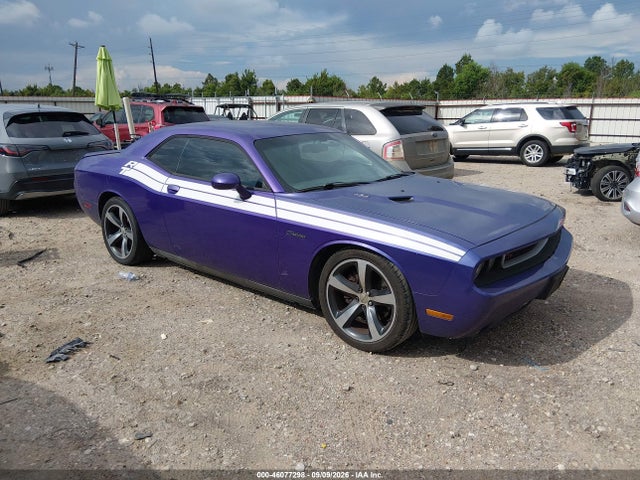 46077298 :رقم المزاد ، 2C3CDYBT2DH671859 vin ، 2013 Dodge Challenger R/t Classic مزاد بيع