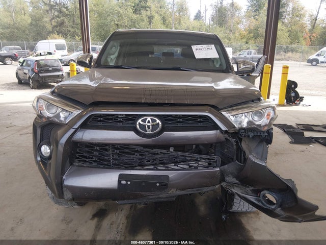 Toyota 4RUNNER SR5 2017 JTEBU5JR5H5475547 Image 11