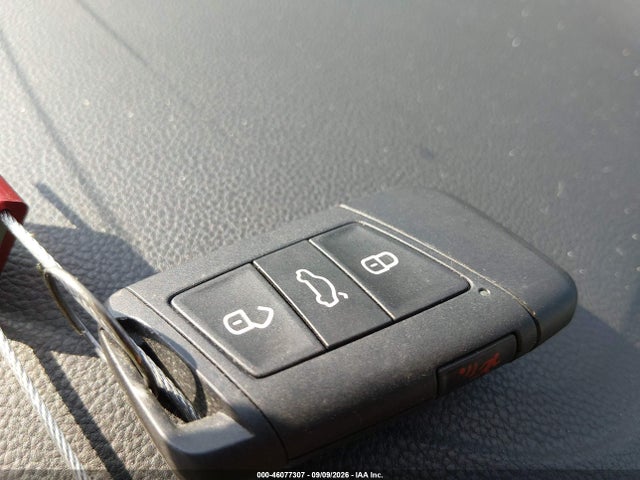 46077307 :رقم المزاد ، 3VWG57BUXKM083118 vin ، 2019 Volkswagen Jetta 1.4t Sel Premium مزاد بيع