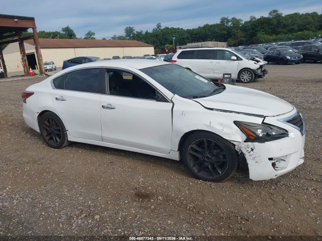 2014 Nissan Altima 2.5 S მანქანა იყიდება აუქციონზე, vin: 1N4AL3AP8EN371741, აუქციონის ნომერი: 46077343