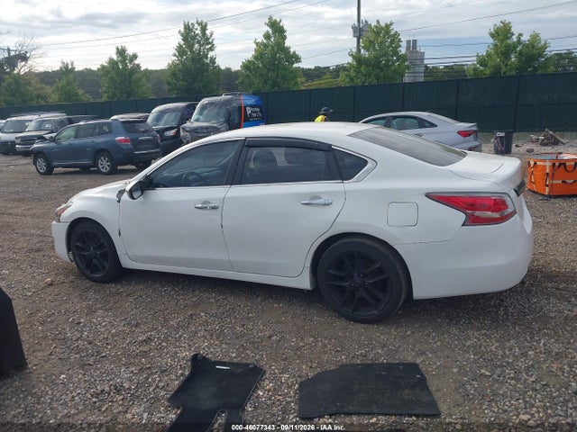 2014 Nissan Altima 2.5 S მანქანა იყიდება აუქციონზე, vin: 1N4AL3AP8EN371741, აუქციონის ნომერი: 46077343