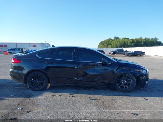 46077354 :رقم المزاد ، 3FA6P0HD0KR249517 vin ، 2019 Ford Fusion Se مزاد بيع