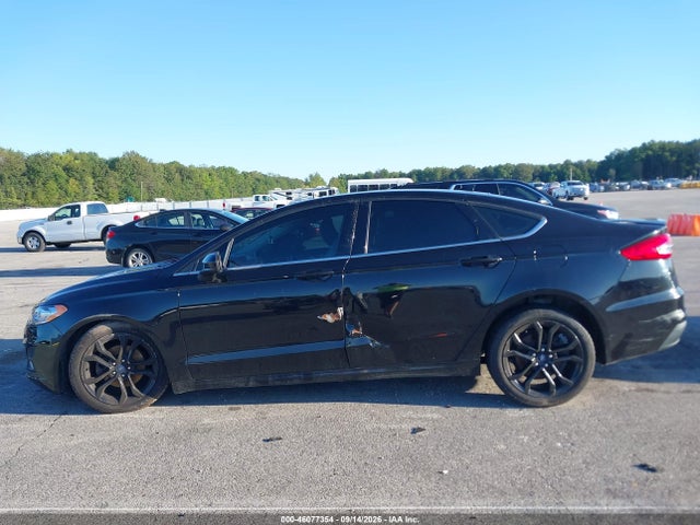 46077354 :رقم المزاد ، 3FA6P0HD0KR249517 vin ، 2019 Ford Fusion Se مزاد بيع