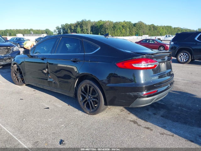 46077354 :رقم المزاد ، 3FA6P0HD0KR249517 vin ، 2019 Ford Fusion Se مزاد بيع