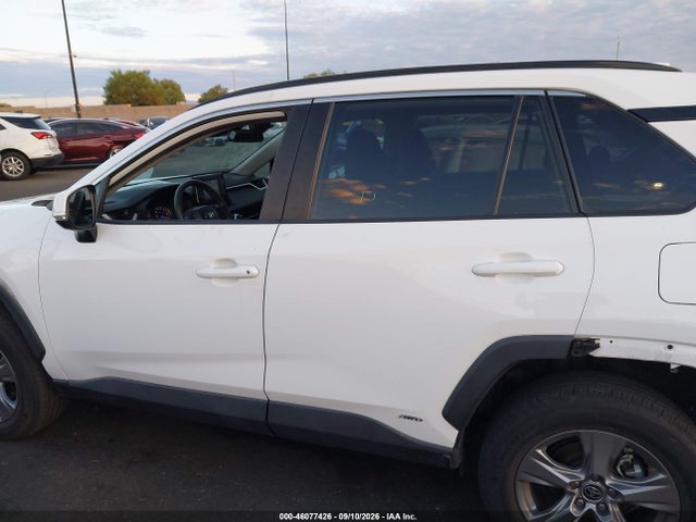 2T3RWRFV8NW138546 Toyota Rav4 Hybrid Xle