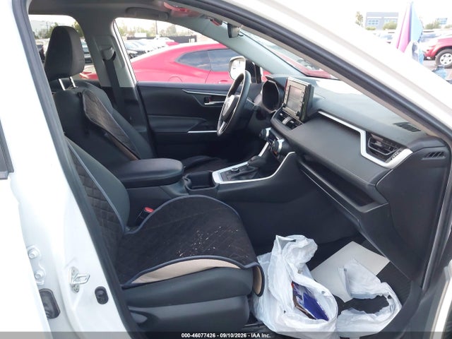 2T3RWRFV8NW138546 Toyota Rav4 Hybrid Xle