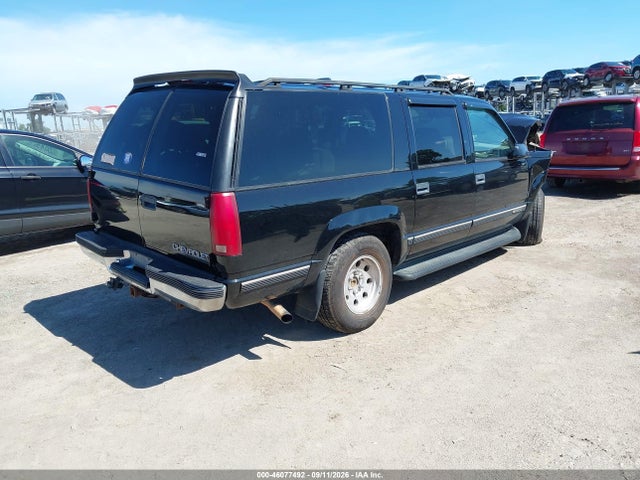 1996 Chevrolet Suburban K1500 მანქანა იყიდება აუქციონზე, vin: 1GNFK16R5TJ416065, აუქციონის ნომერი: 46077492