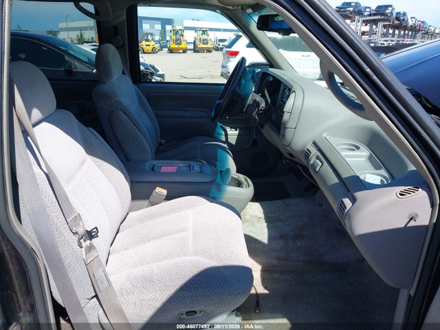1996 Chevrolet Suburban K1500 მანქანა იყიდება აუქციონზე, vin: 1GNFK16R5TJ416065, აუქციონის ნომერი: 46077492