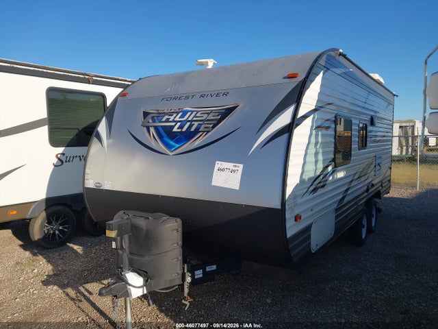 Продаж на аукціоні авто 2017 Forest River Salem Cruise Lite 171rbxl Travel Trailer, vin: 4X4TSM722H7413914, номер лоту: 46077497