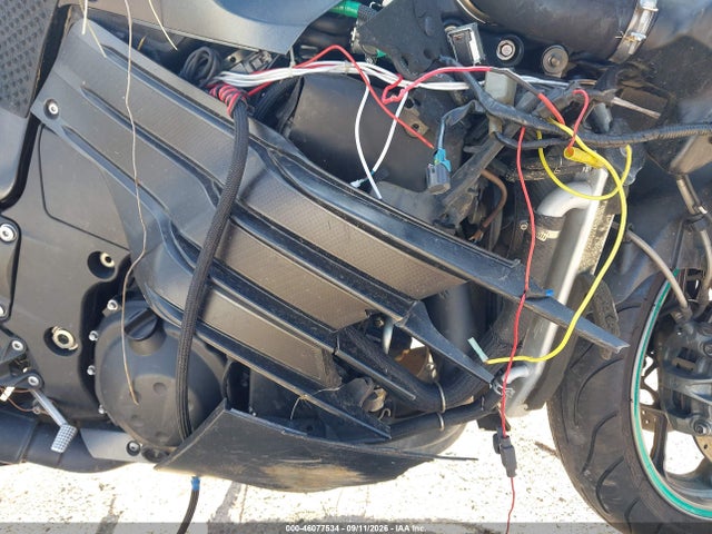 46077534 :رقم المزاد ، JKBZXNJ12GA001121 vin ، 2016 Kawasaki Zx1400 J مزاد بيع