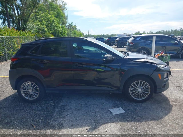 46077559 :رقم المزاد ، KM8K62AA4JU075512 vin ، 2018 Hyundai Kona Sel مزاد بيع