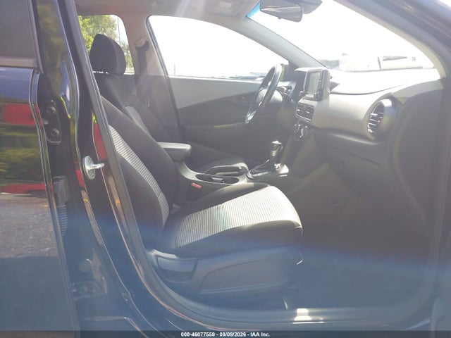 46077559 :رقم المزاد ، KM8K62AA4JU075512 vin ، 2018 Hyundai Kona Sel مزاد بيع