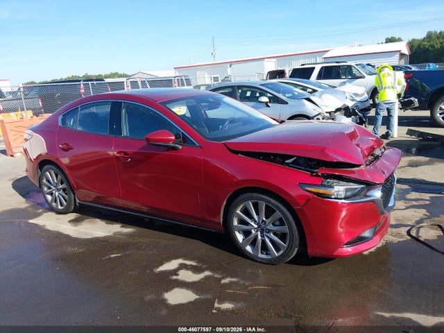 2019 Mazda Mazda3 Premium Package მანქანა იყიდება აუქციონზე, vin: 3MZBPAEM5KM101425, აუქციონის ნომერი: 46077597