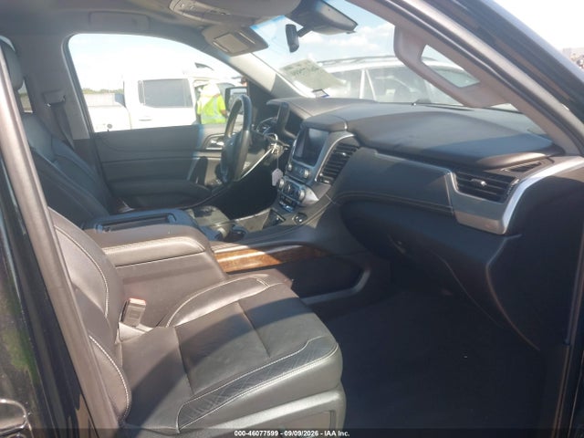46077599 :رقم المزاد ، 1GNSKBKC1KR133085 vin ، 2019 Chevrolet Tahoe Lt مزاد بيع