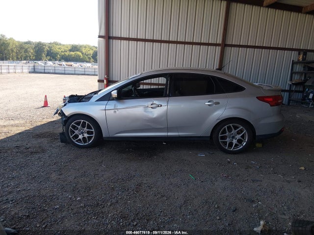 Ford FOCUS SE 2015 1FADP3F27FL227755 Image 15