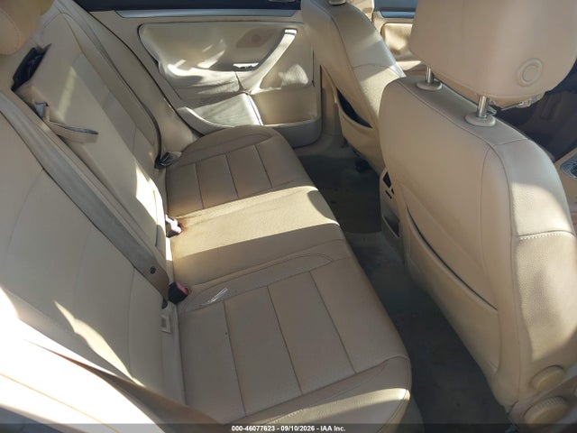 2006 Volkswagen Jetta 2.5 მანქანა იყიდება აუქციონზე, vin: 3VWSF71K86M681947, აუქციონის ნომერი: 46077623