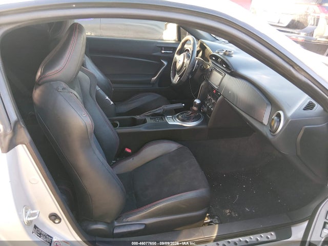 46077650 :رقم المزاد ، JF1ZCAC19E8602774 vin ، 2014 Subaru Brz Limited مزاد بيع