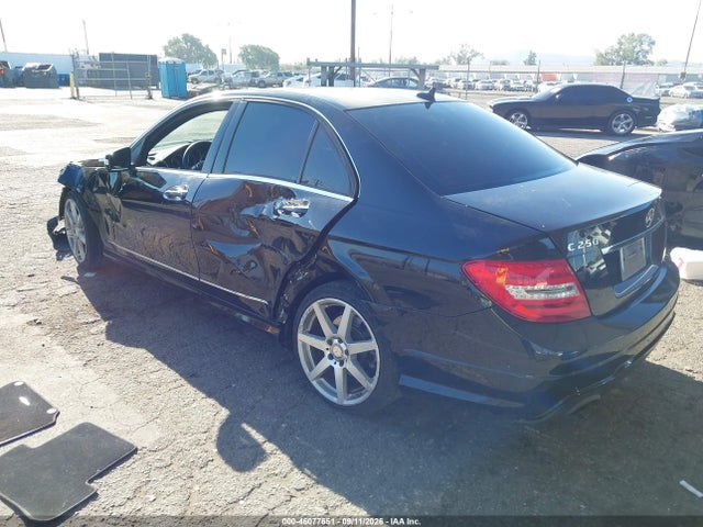 Aukcja sprzedaży 2014 Mercedes-benz C 250 Sport, vin: WDDGF4HB5EA953160, numer aukcji: 46077651