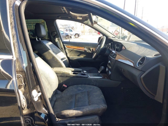 Aukcja sprzedaży 2014 Mercedes-benz C 250 Sport, vin: WDDGF4HB5EA953160, numer aukcji: 46077651