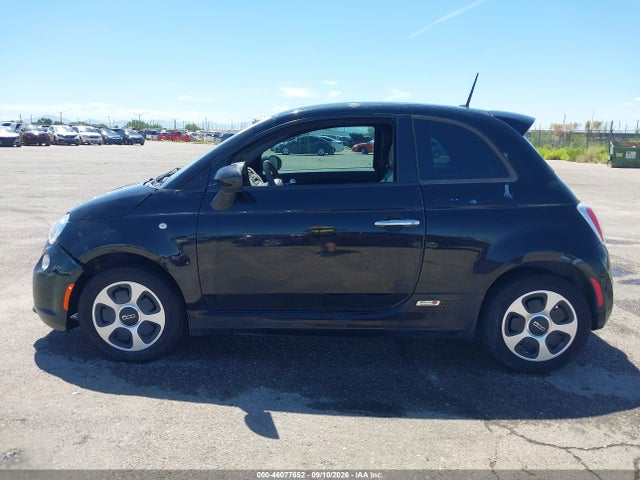 Fiat 500E BATTERY ELECTRIC 2015 3C3CFFGEXFT709714 Image 14