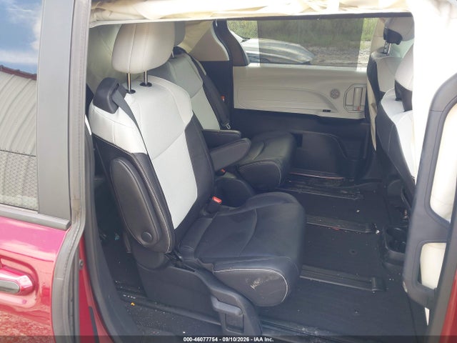 46077754 :رقم المزاد ، 5TDDSKFC1SS177066 vin ، 2025 Toyota Sienna Xse مزاد بيع