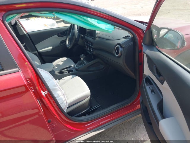 46077799 :رقم المزاد ، KM8K6CABXNU913160 vin ، 2022 Hyundai Kona Sel مزاد بيع